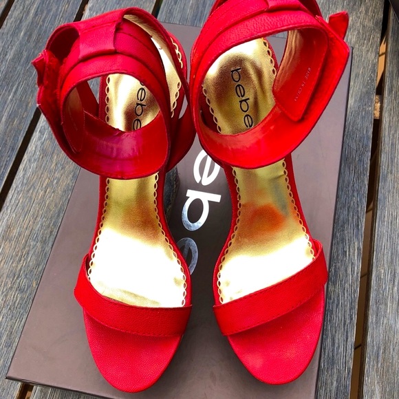 🔥Bebe platforms.Like new. Worn once - Picture 2 of 3